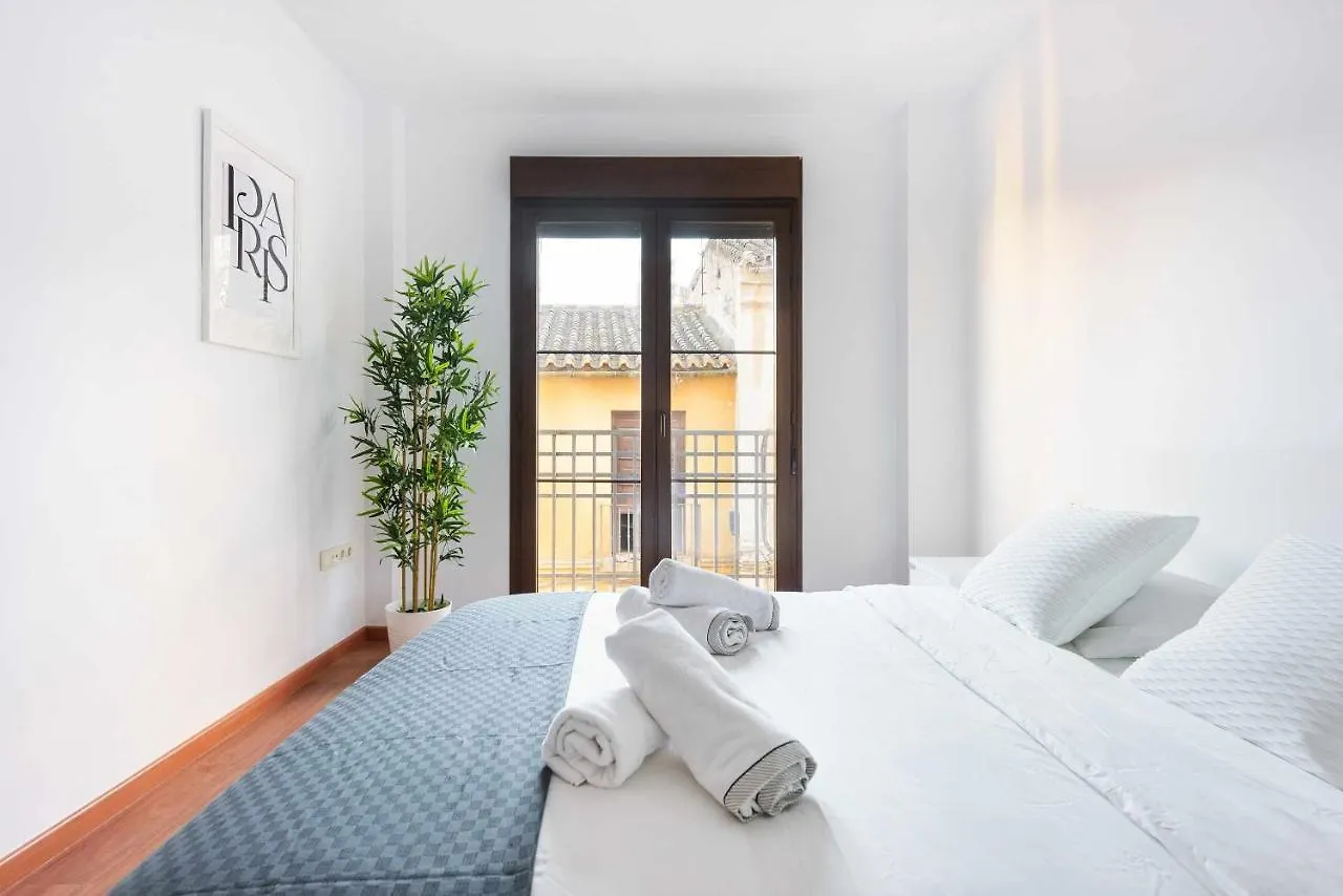 Pineapple Rosaleda 13 Apartment Malaga